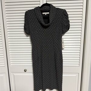 NWT Evan Picone Gray Wave Pattern Dress